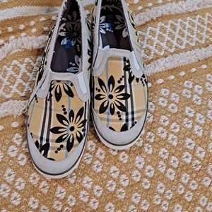 KEDS "Island Life" slip on sneakers size 10